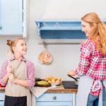 Teta Věra (67) čelí finančním obtížím: Příběh vesnické seniorky